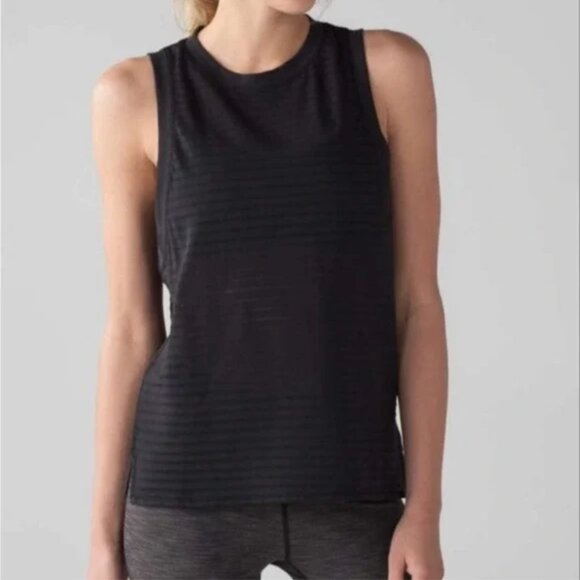 Lululemon Womens |6| Uncovered Muscle Tank In Black Sheer Stripe - Picture 1 of 6